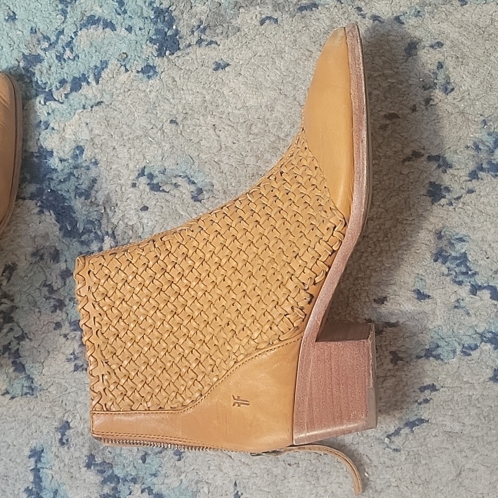 Frye Woven Ankle Boots Camel Size 8.5 NWOT